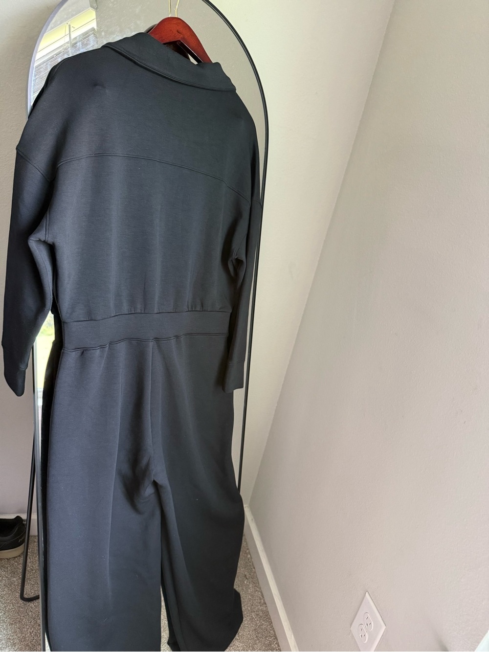 Spanx Air Essentials 
Wide Leg Zip Jumpsuit 
Soft LongSleeve Effortless Travel - Picture 5 of 7
